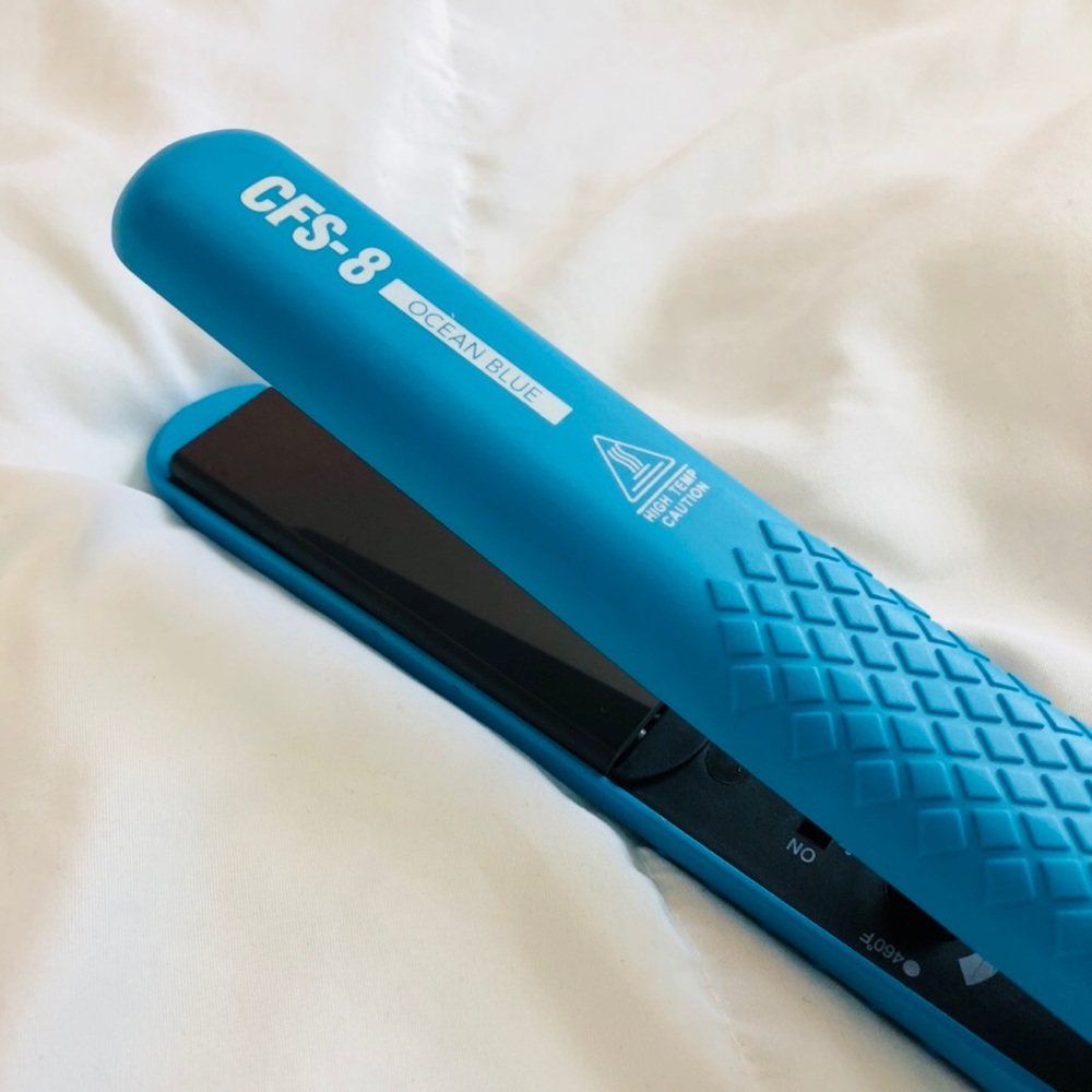 CFS-8 ocean blue hair straightener